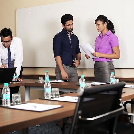 Holiday Inn Express Chennai Old Mahabalipuram Road Bagian luar foto